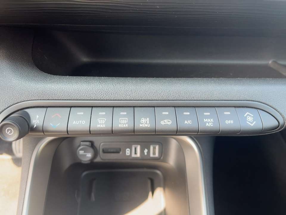 Jeep Avenger - Imagem 14