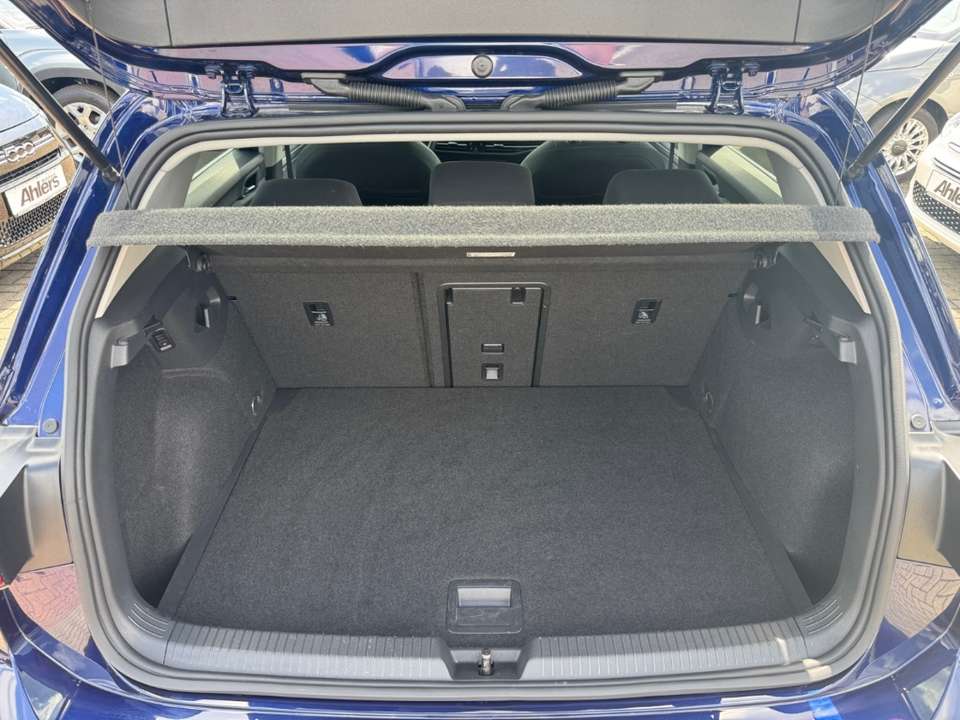 Volkswagen Golf - Imagem 8