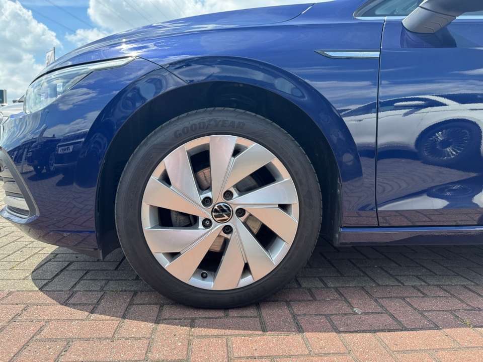 Volkswagen Golf - Imagem 12
