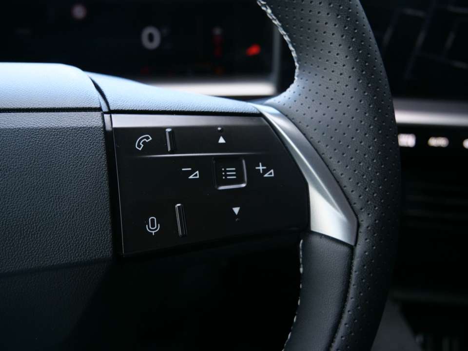 Opel Grandland - Imagem 13