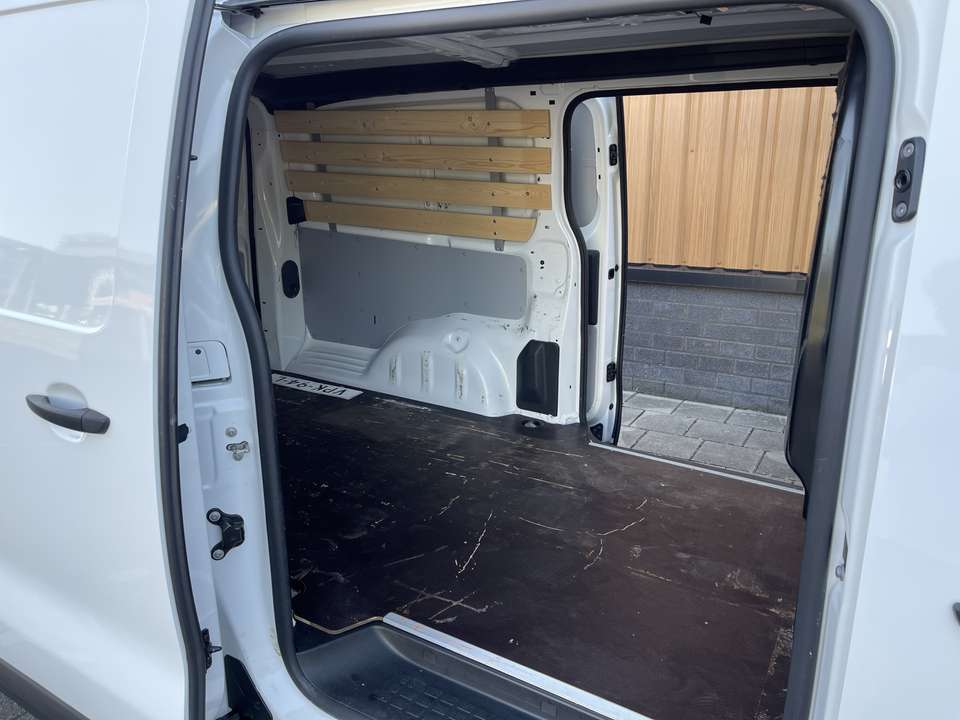 Opel Vivaro - Imagem 6