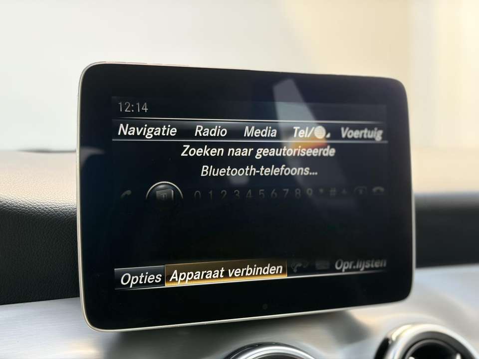 Mercedes-Benz GLA 180 - Imagem 6