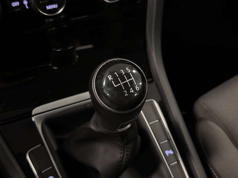 Volkswagen Golf - Imagem 20