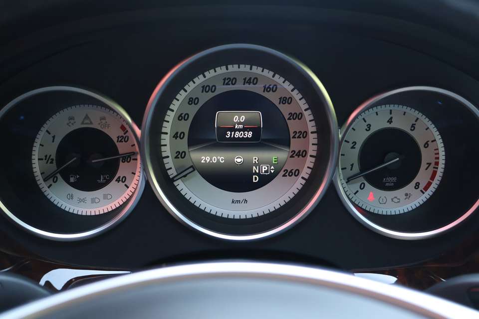 Mercedes-Benz CLS 400 - Imagem 11