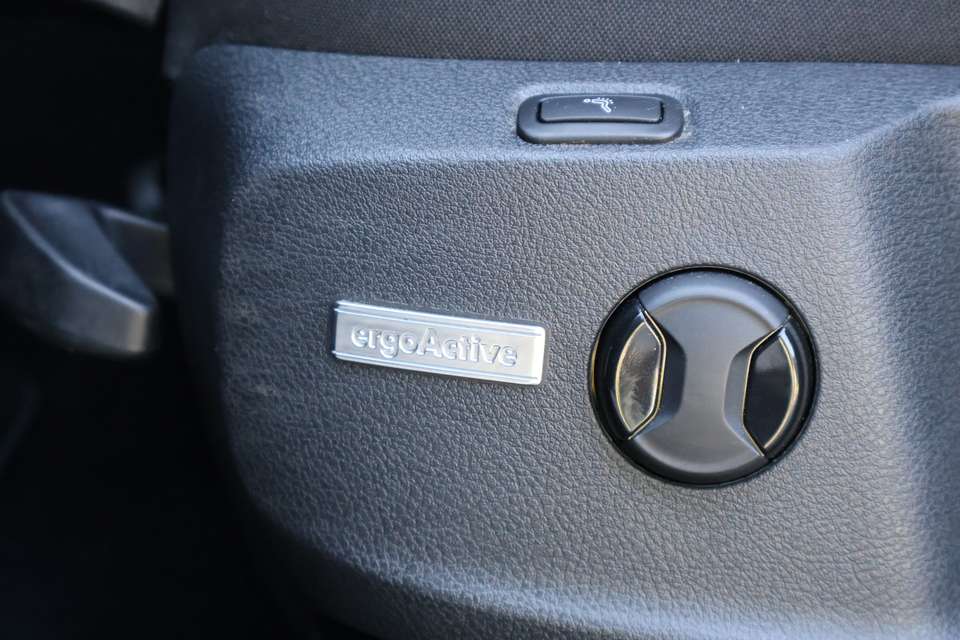 Volkswagen Golf - Imagem 18