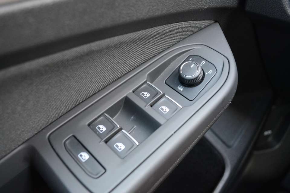 Volkswagen Golf Variant - Imagem 16