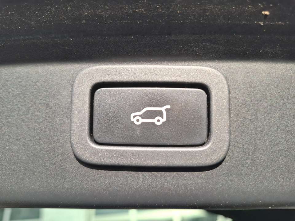 Jaguar I-Pace - Imagem 19