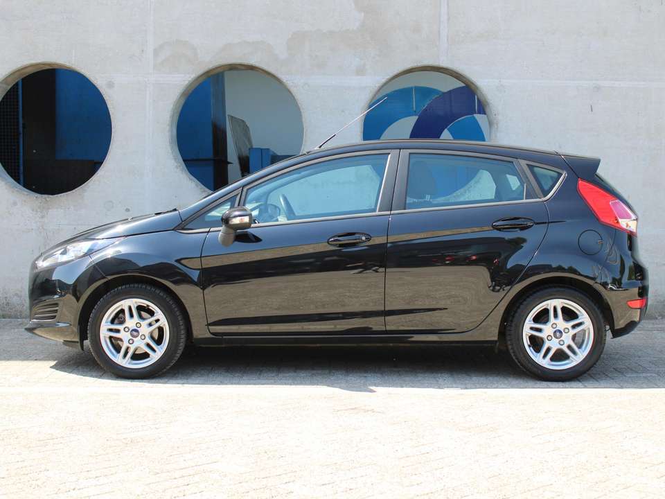 Ford Fiesta - Imagem 3