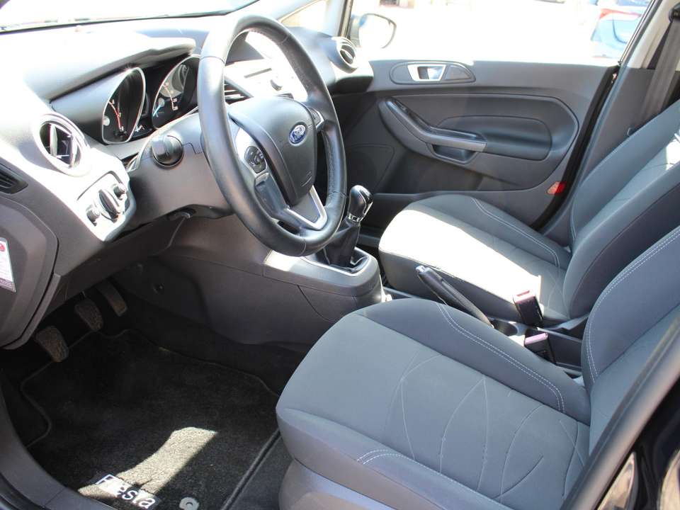 Ford Fiesta - Imagem 6