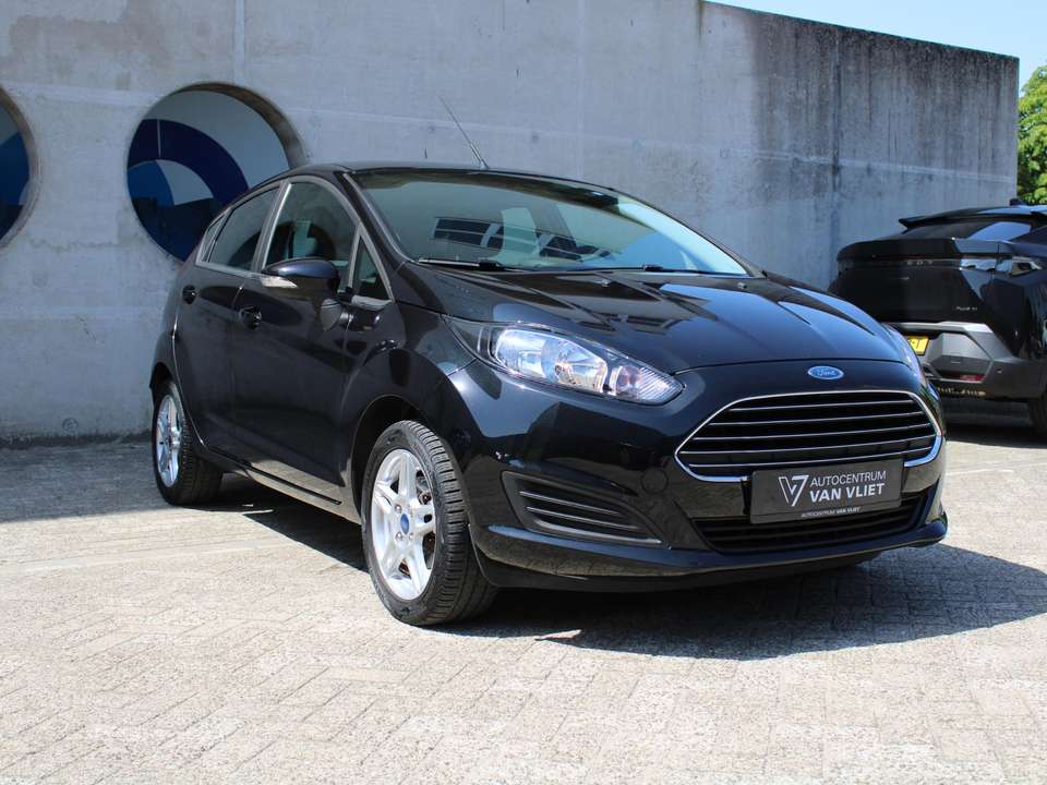 Ford Fiesta - Imagem 9