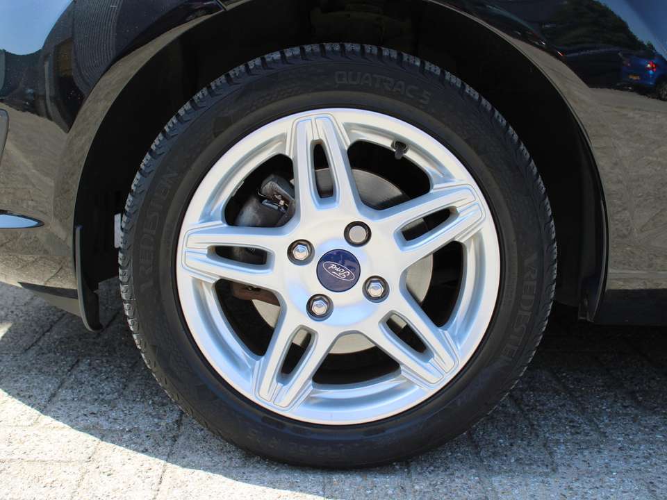Ford Fiesta - Imagem 11