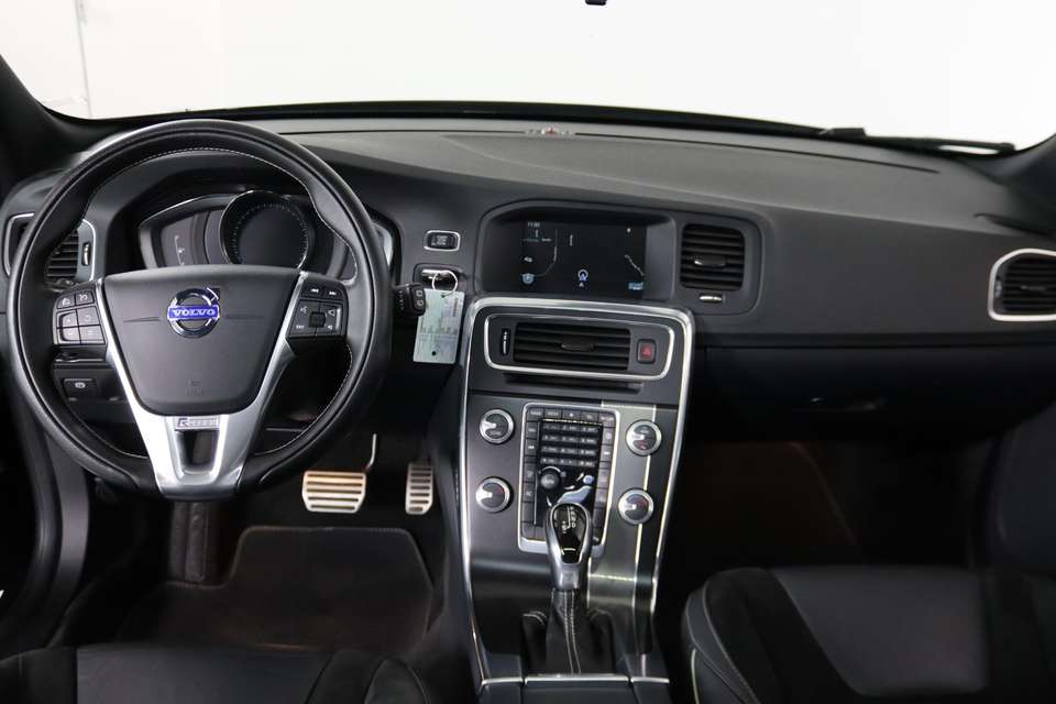 Volvo V60 - Imagem 3