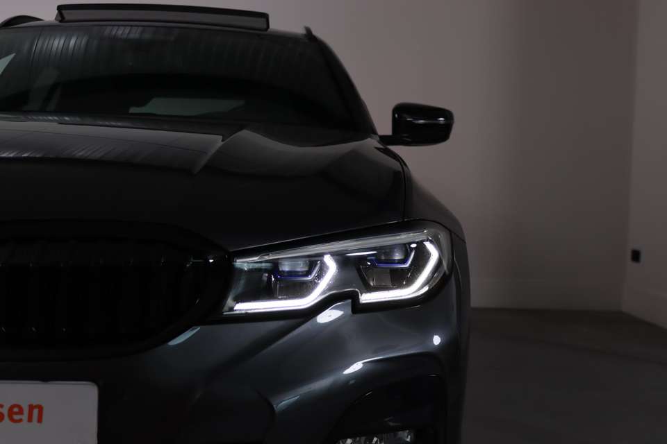 BMW 330 - Imagem 14