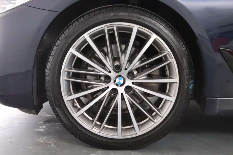 BMW 520 - Imagem 15