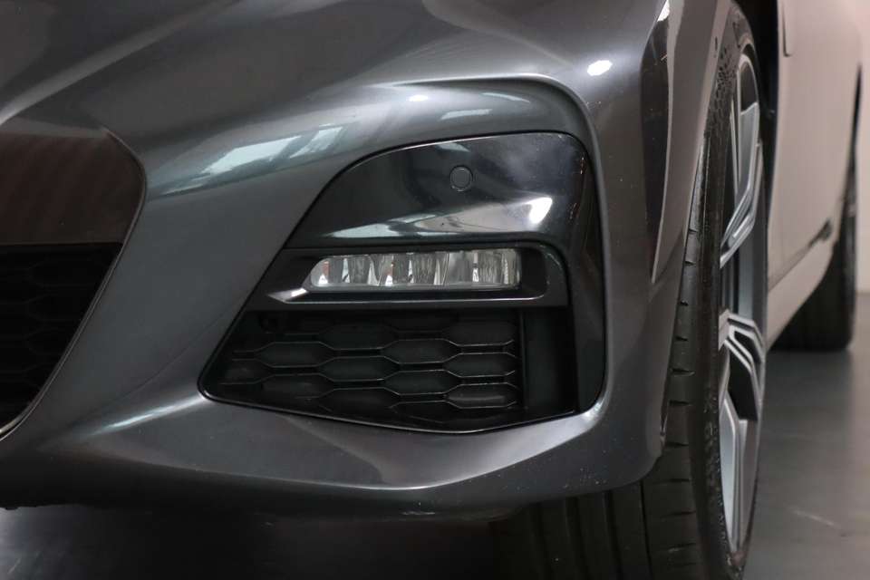 BMW 330 - Imagem 16