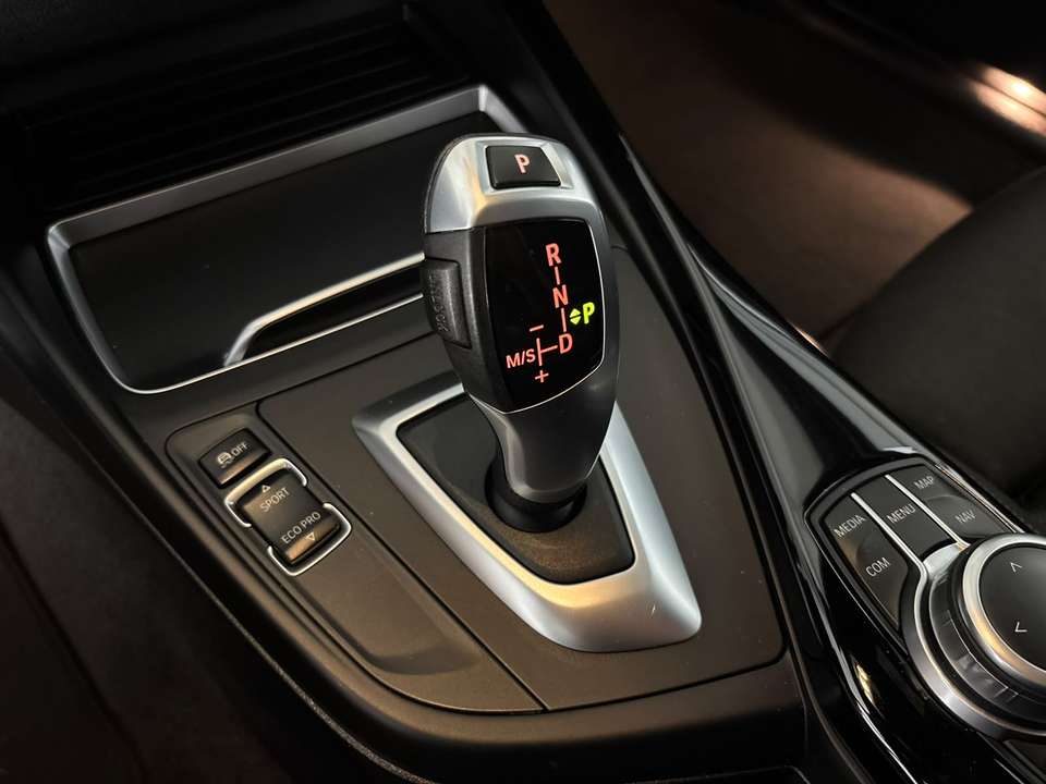 BMW 118 - Imagem 13