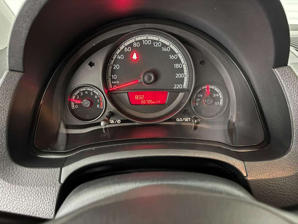 Volkswagen up! - Imagem 9