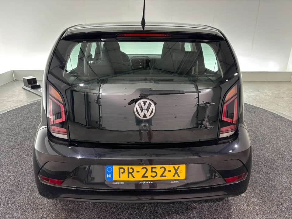 Volkswagen up! - Imagem 18