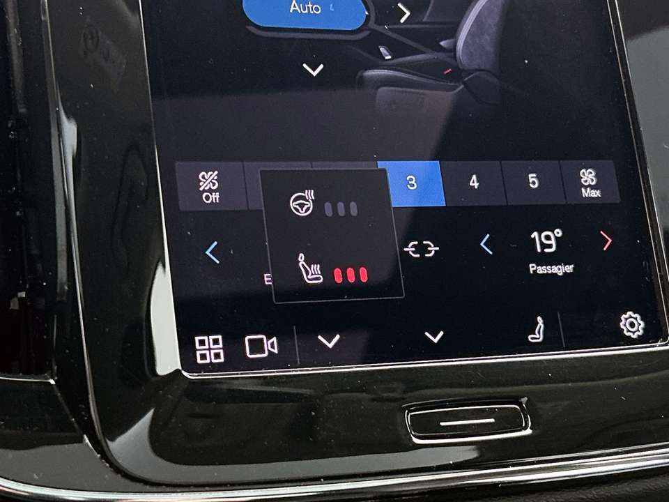Volvo XC40 - Imagem 8