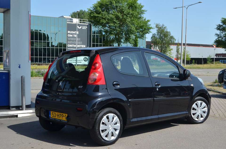 Peugeot 107 - Imagem 6