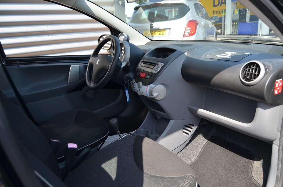 Peugeot 107 - Imagem 9