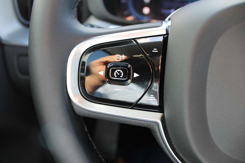 Volvo XC60 - Imagem 12