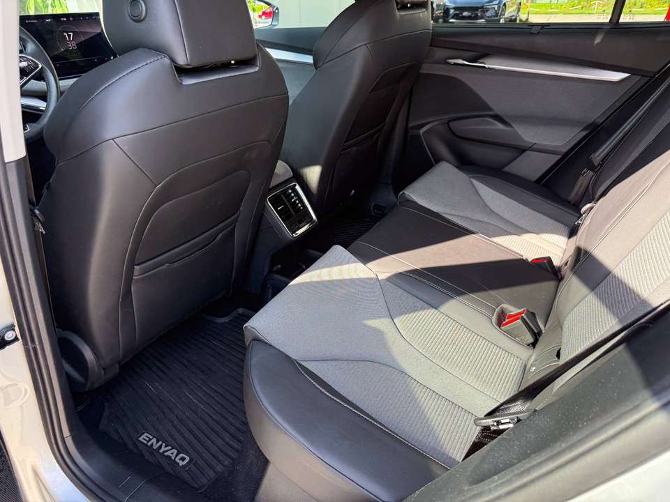 Skoda Enyaq - Imagem 13