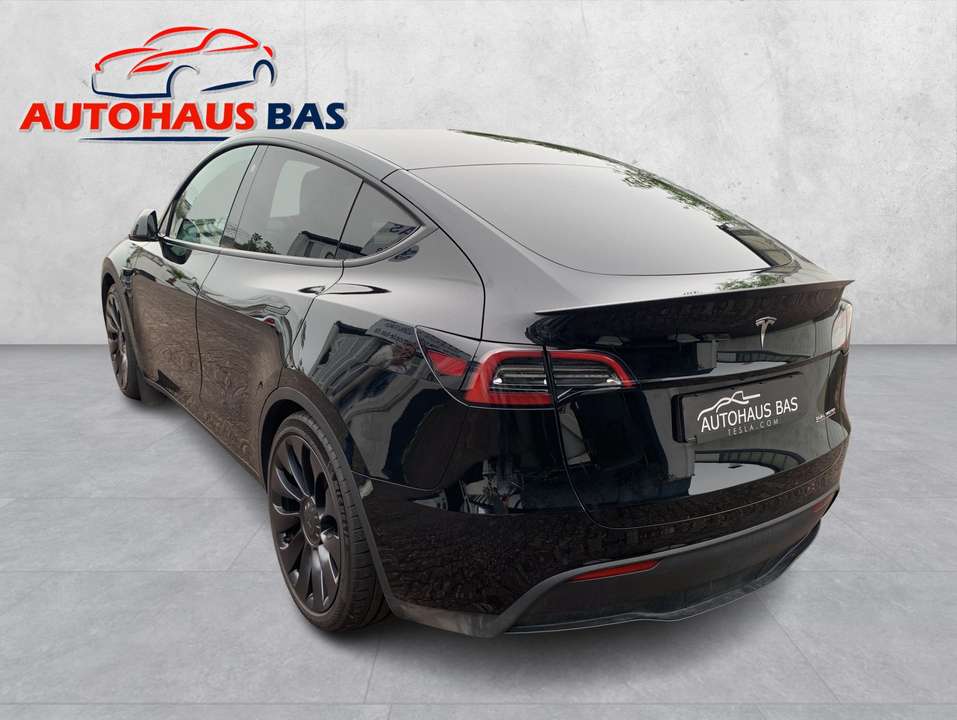 Tesla Model Y - Imagem 6