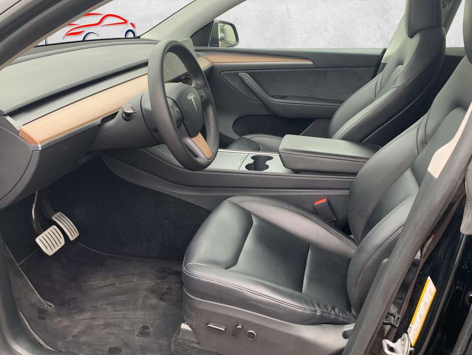 Tesla Model Y - Imagem 15