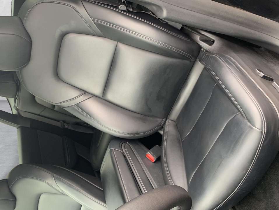 Tesla Model Y - Imagem 16