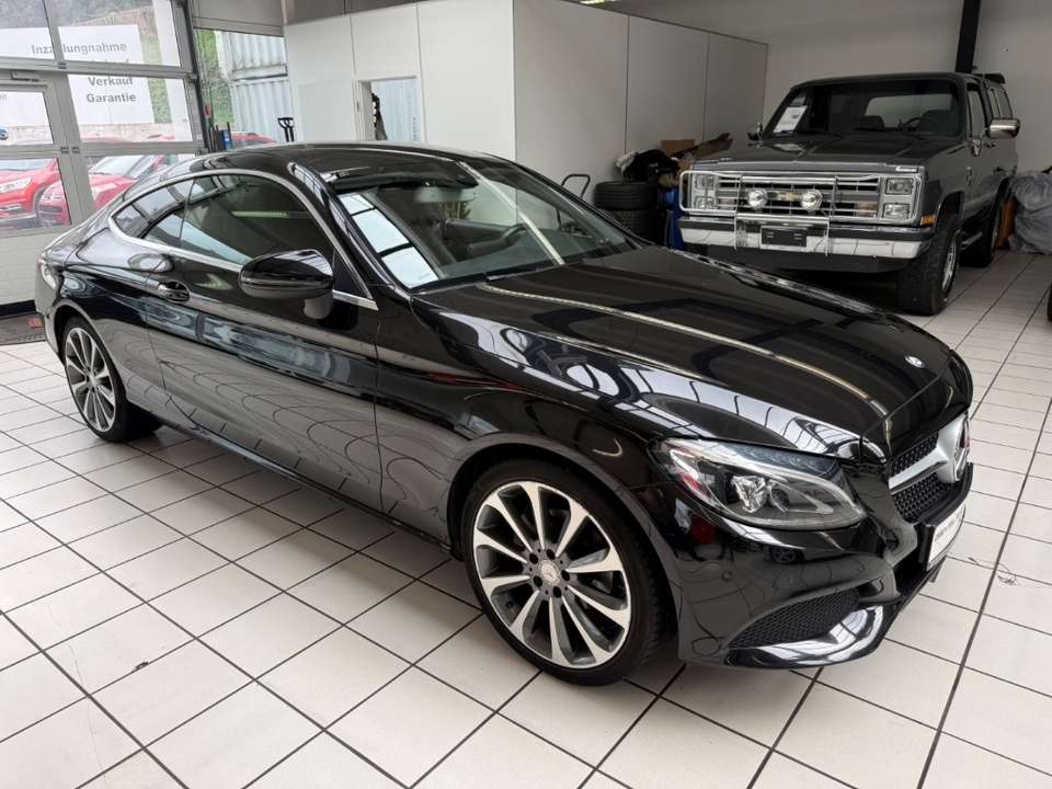 Mercedes-Benz C 180 - Imagem 3