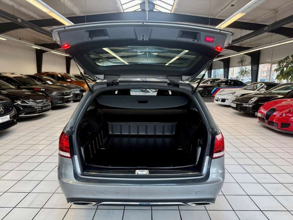Mercedes-Benz E 200 - Imagem 7