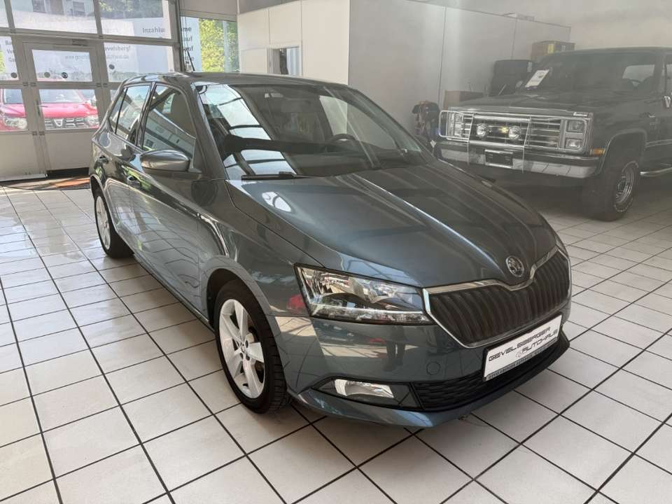 Skoda Fabia - Imagem 3