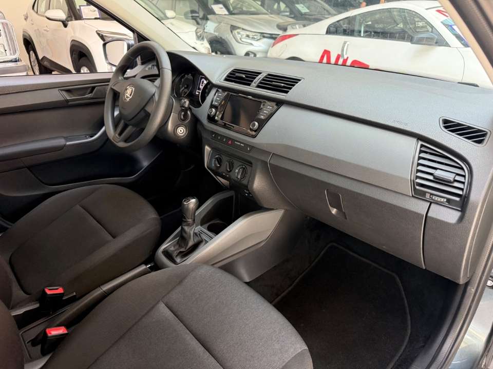 Skoda Fabia - Imagem 11