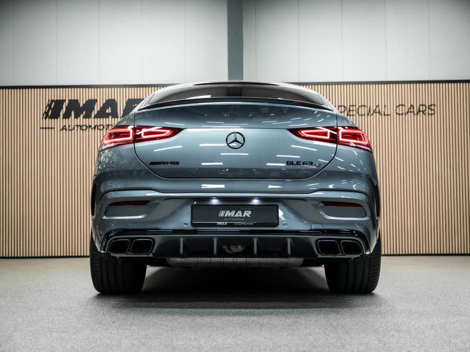 Mercedes-Benz GLE 63 AMG - Imagem 11