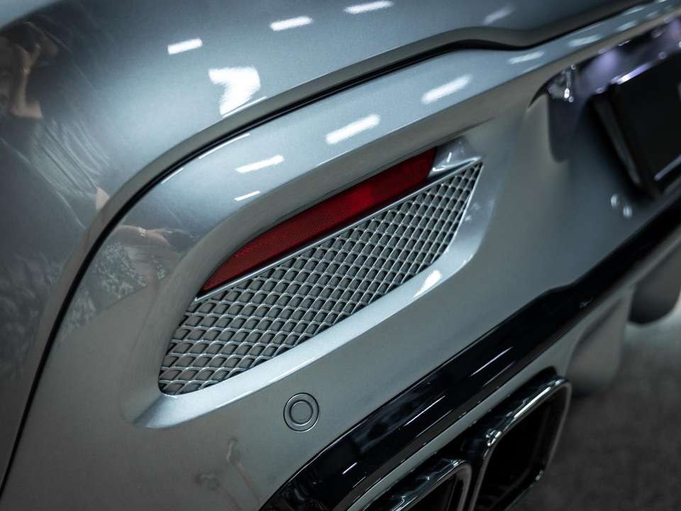 Mercedes-Benz GLE 63 AMG - Imagem 13