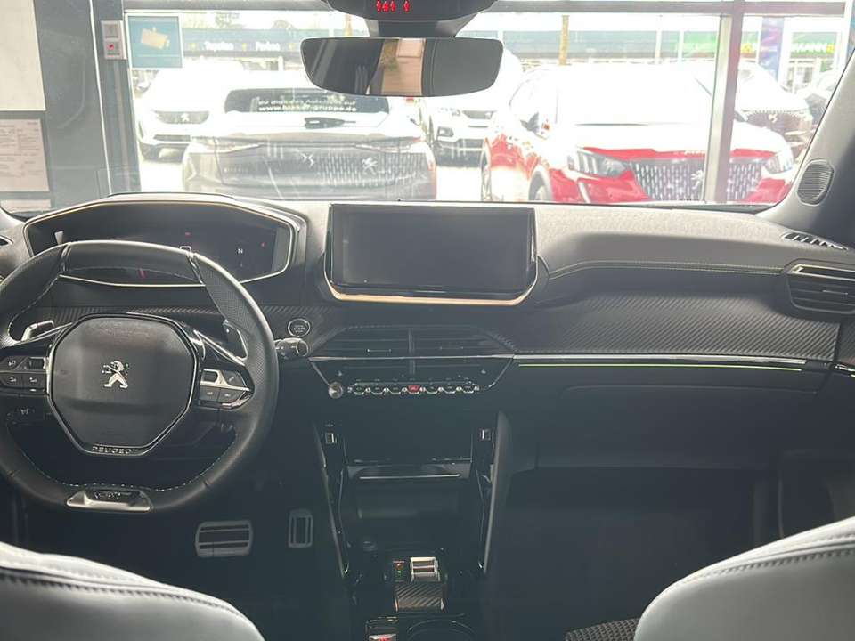 Peugeot 2008 - Imagem 11