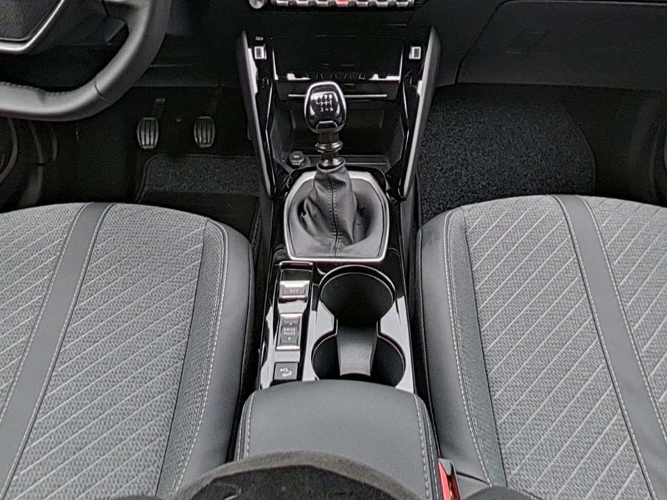 Peugeot 2008 - Imagem 14
