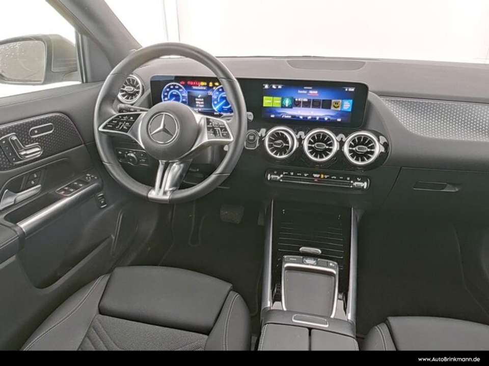 Mercedes-Benz EQA 250 - Imagem 6