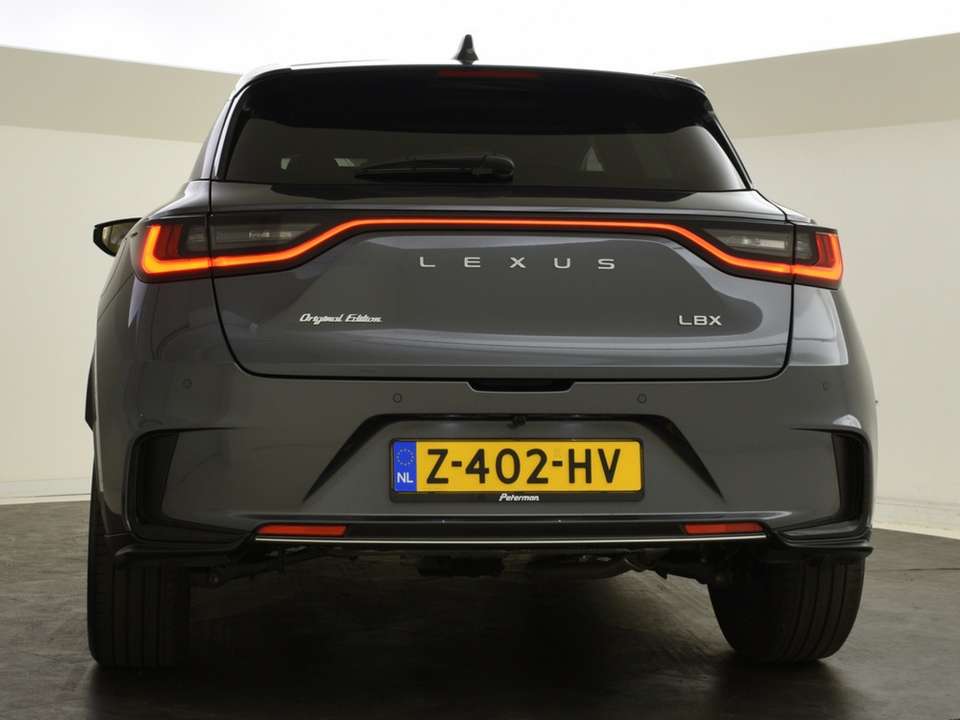 Lexus LBX - Imagem 9