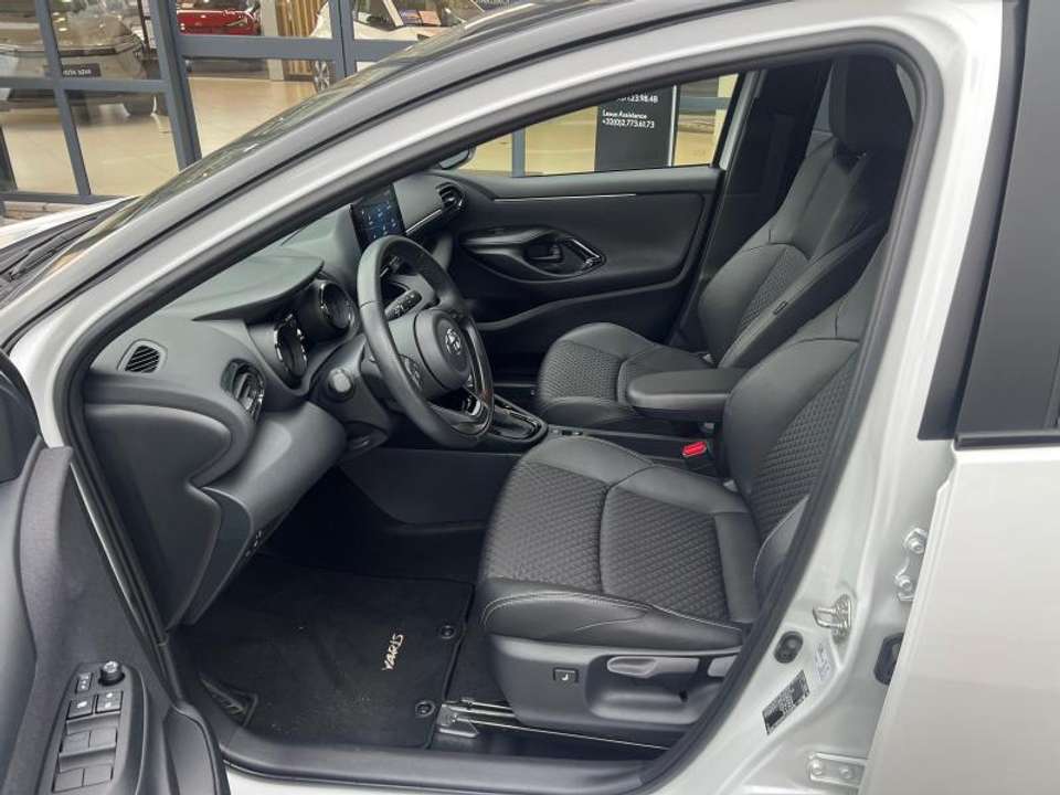 Toyota Yaris - Imagem 12