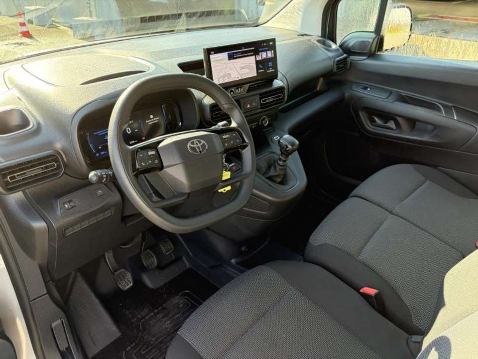 Toyota Proace City - Imagem 4