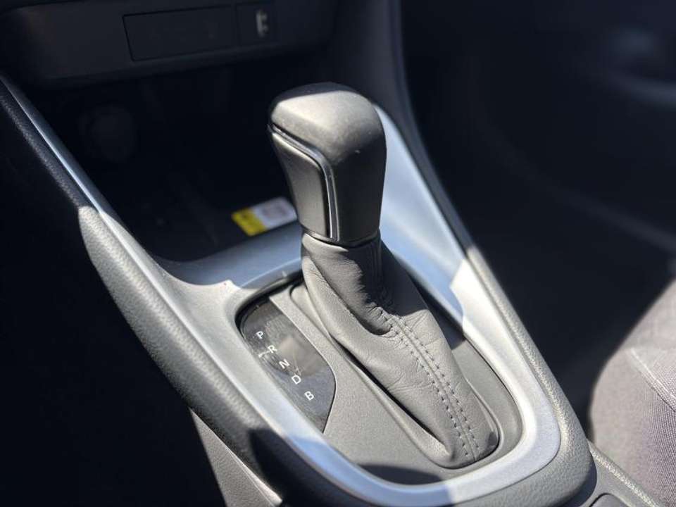 Toyota Yaris - Imagem 7