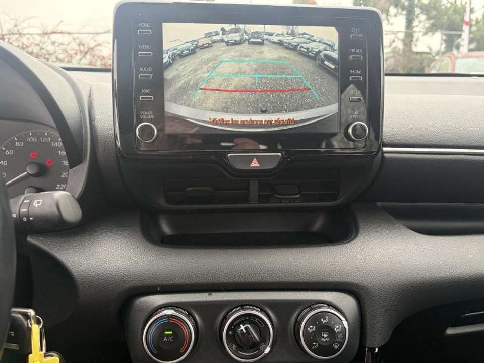Toyota Yaris - Imagem 12