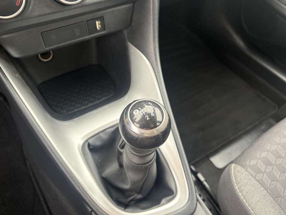 Toyota Yaris - Imagem 13
