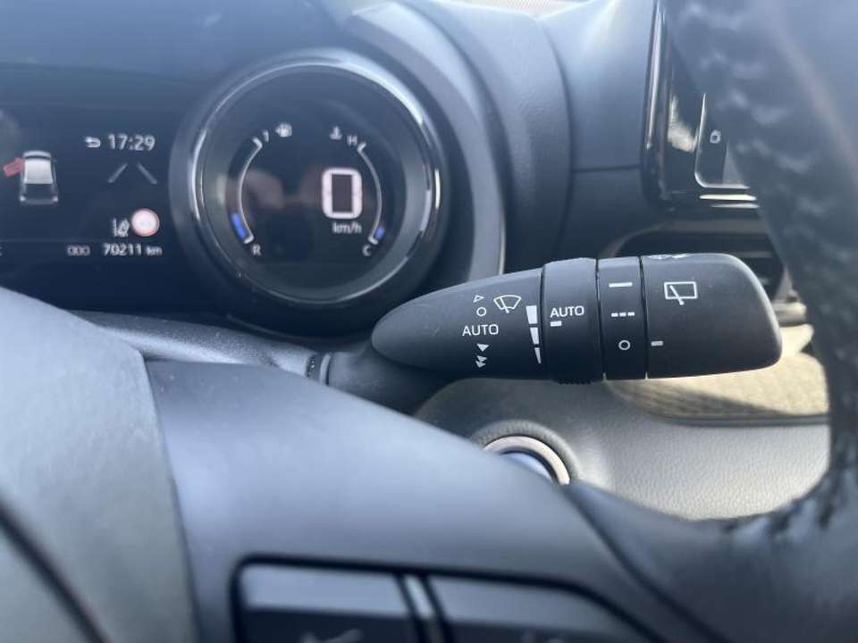 Toyota Yaris - Imagem 12