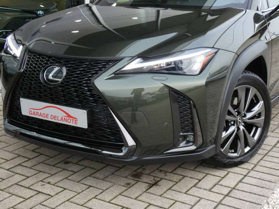 Lexus UX 250h - Imagem 6