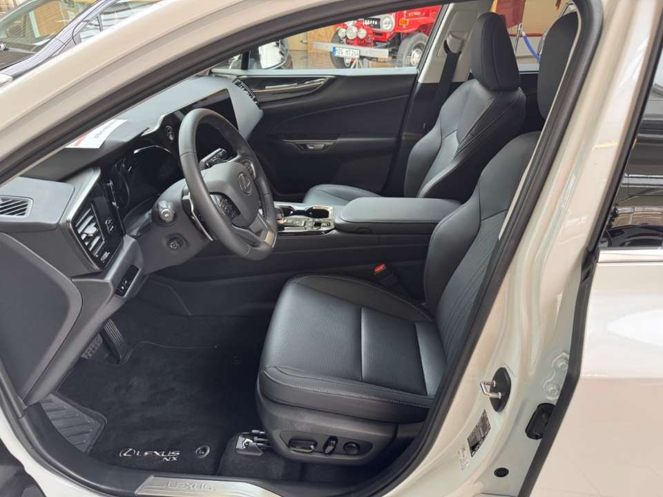 Lexus NX 450h+ - Imagem 4