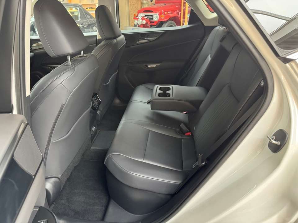 Lexus NX 450h+ - Imagem 5