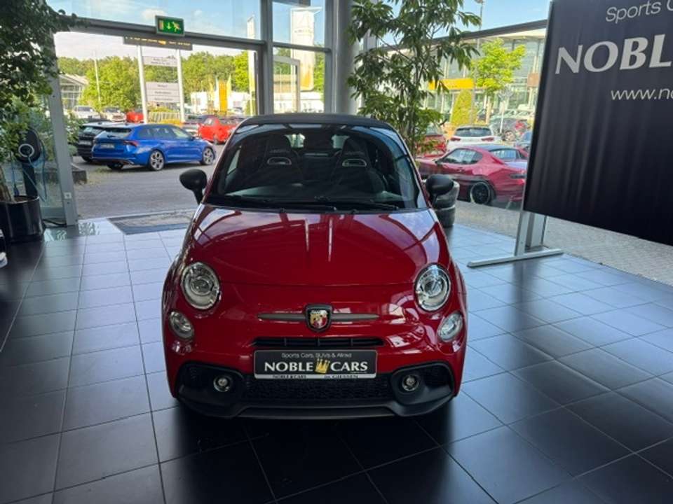 Abarth 695C - Imagem 2